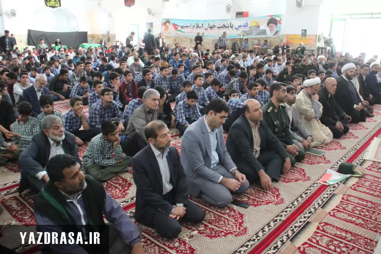 برگزاری راهپیمایی مردم تفت در حمایت کودکان غزه