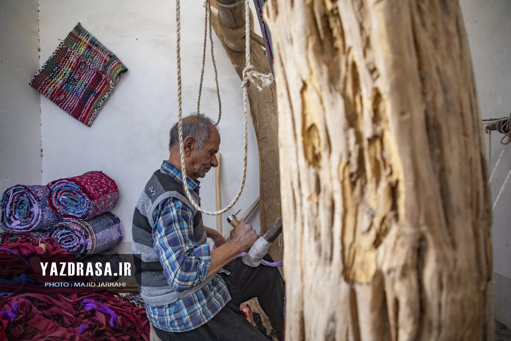 رنج دست در هنر خورجین‌بافی