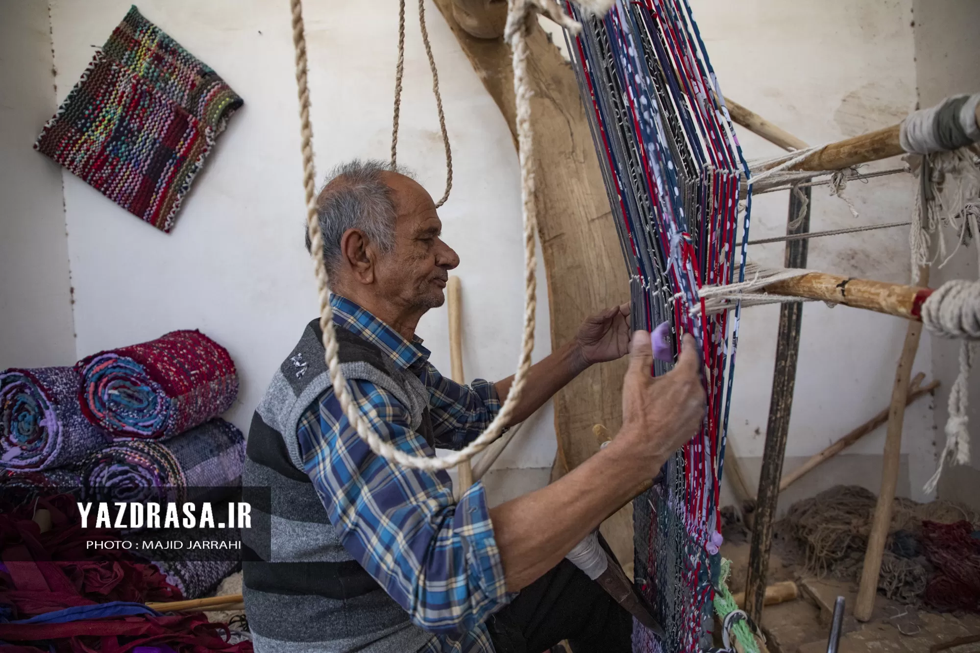 رنج دست در هنر خورجین‌بافی