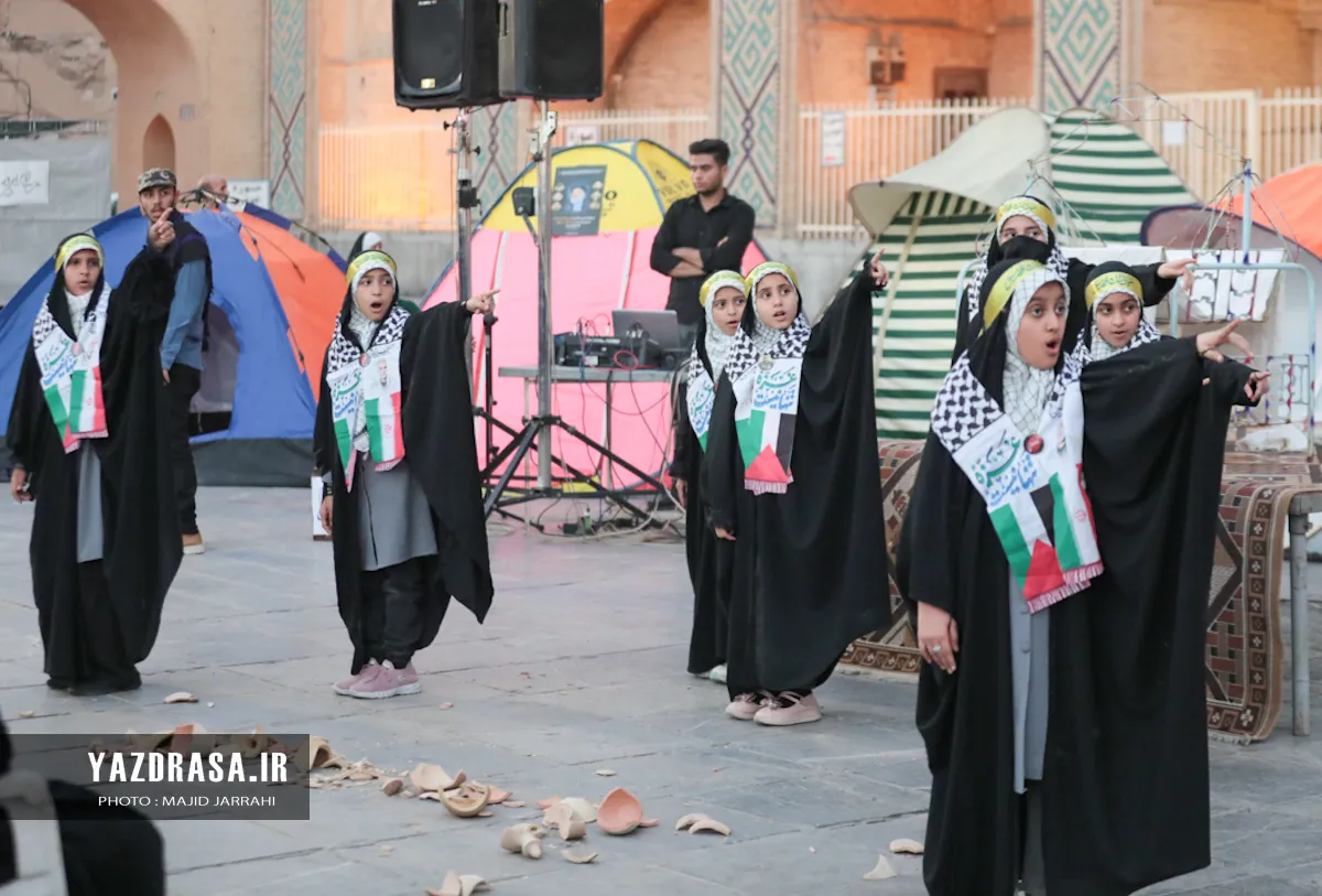 «بانوان مقاومت» در یزد گردهم آمدند