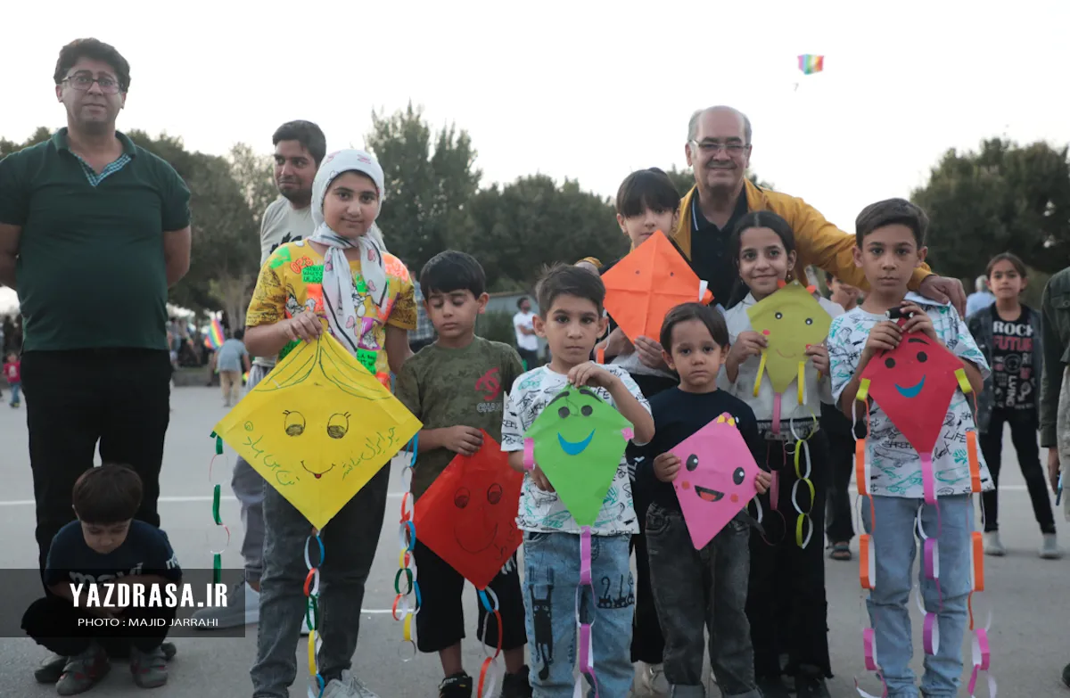 برگزاری جشنواره پرواز بادبادک‌ها در یزد