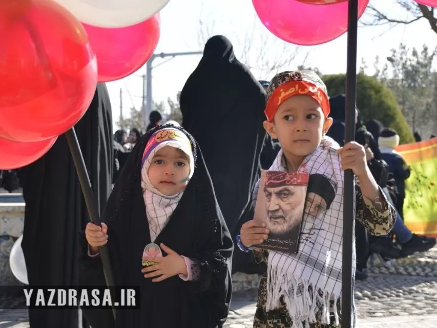 حماسه حضور میبدی‌ها در جشن 45 سالگی انقلاب
