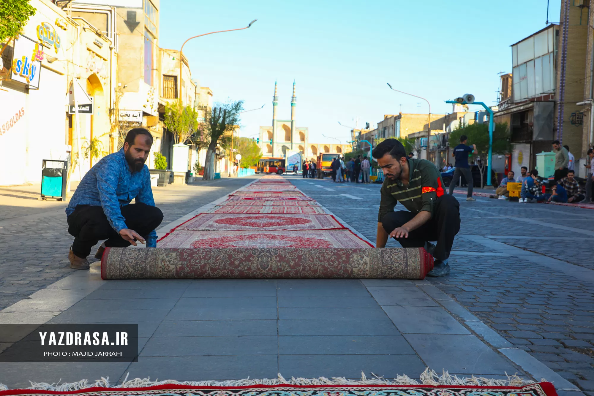 سفره افطاری از حسینیه تا حسینیه در یزد