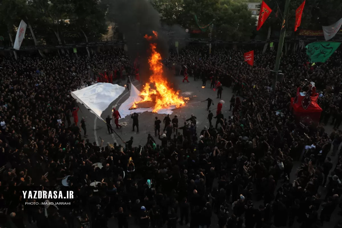 تعزیه‌خوانی روز عاشورا در حسینیه باغ بهار مهریز