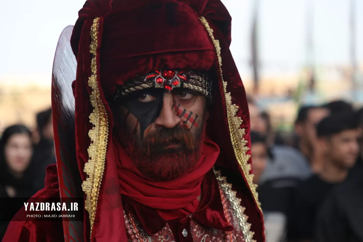 تعزیه‌خوانی روز عاشورا در حسینیه باغ بهار مهریز