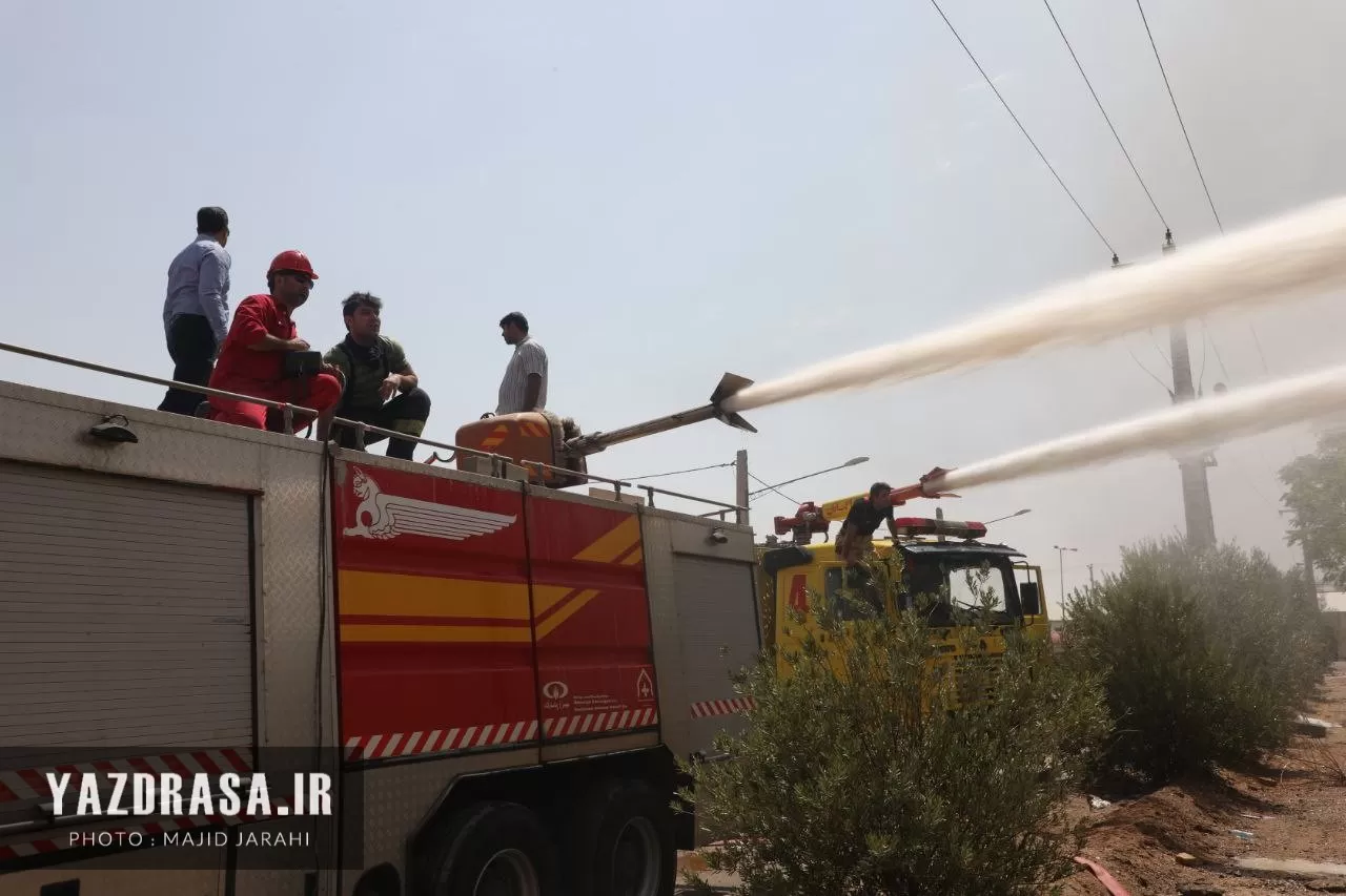 آتش‎‌سوزی در کارخانه ریسندگی یزد