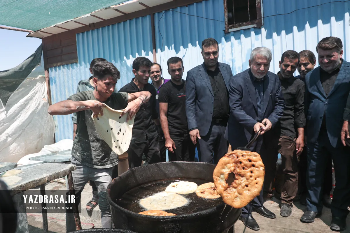 برگزاری آئین سنتی دهه آخر صفر روستای توت اردکان