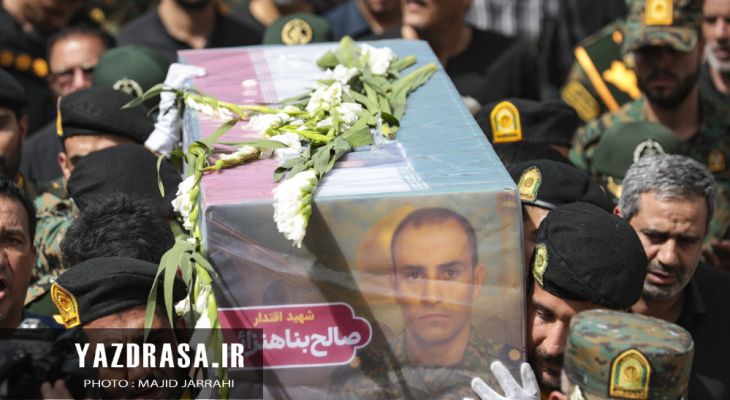 بدرقه باشکوه شهید مدافع وطن در یزد