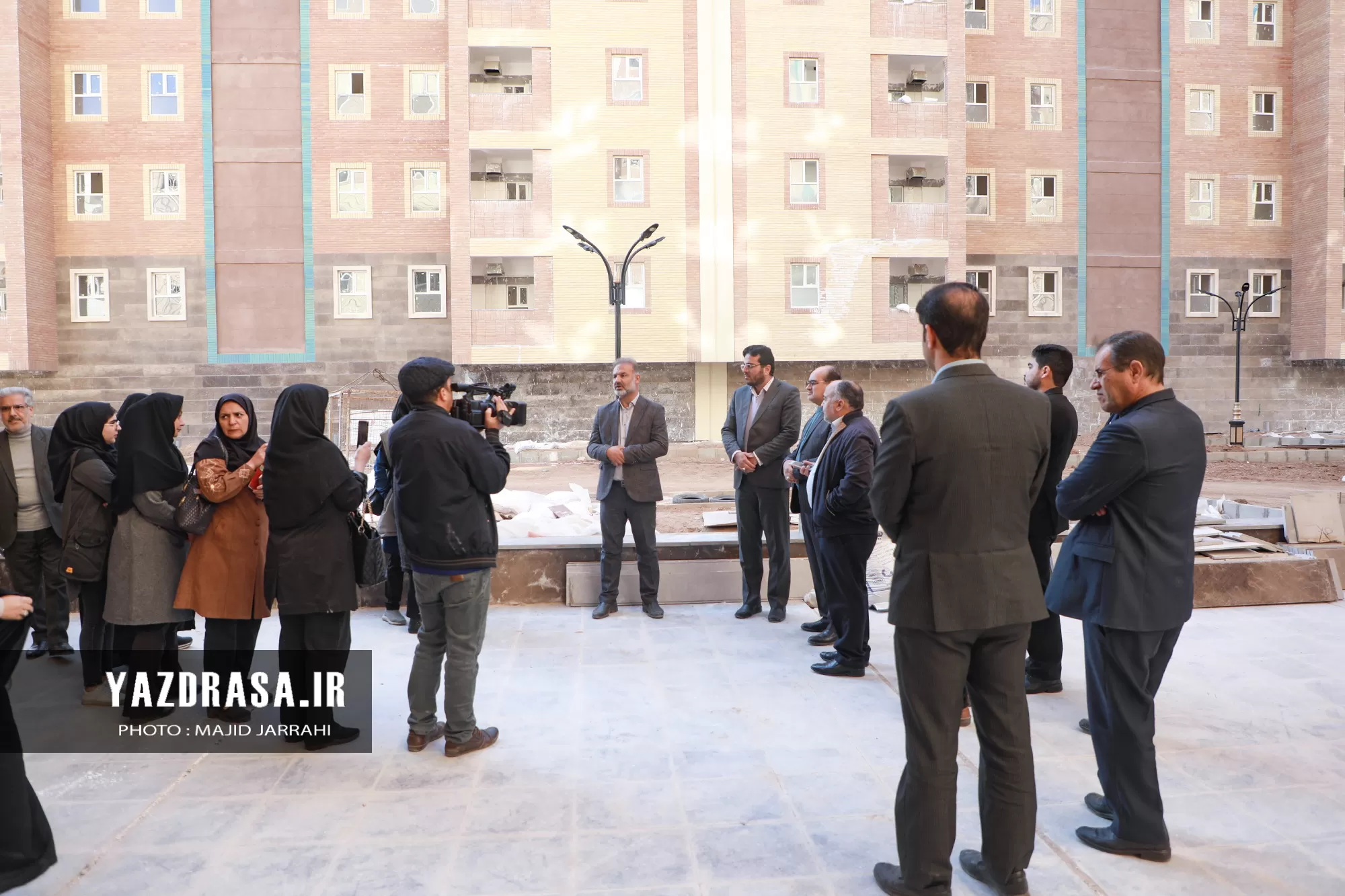 تور بازدید خبرنگاران یزد از پروژه‌های نهضت ملی