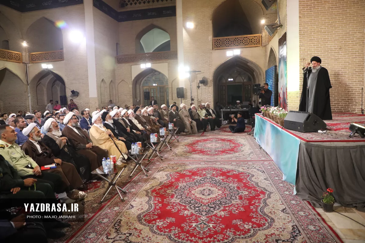 برگزاری اختتامیه اولین جشنواره استانی ستادهای برگزاری نمازجمعه